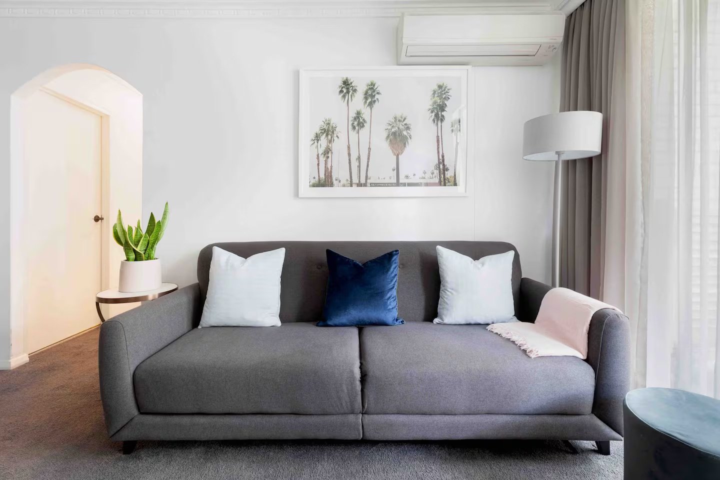 Harbourside Style, 2 Bed, A/C, Pool -Elizabeth Bay
