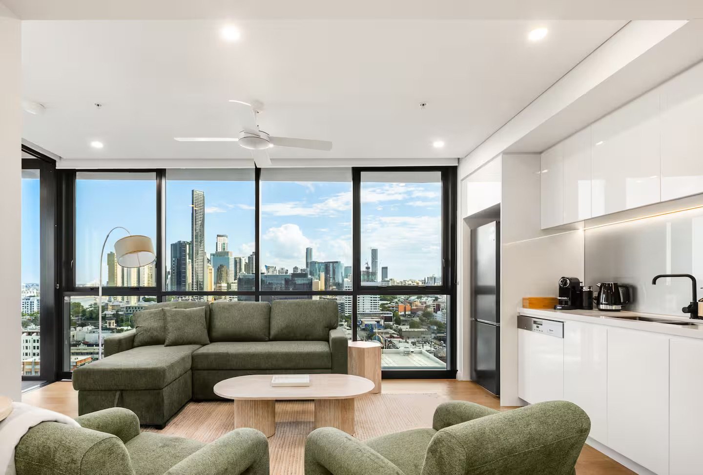 Galleries Apartments, 1 Bed, Parking, Balcony photo 3