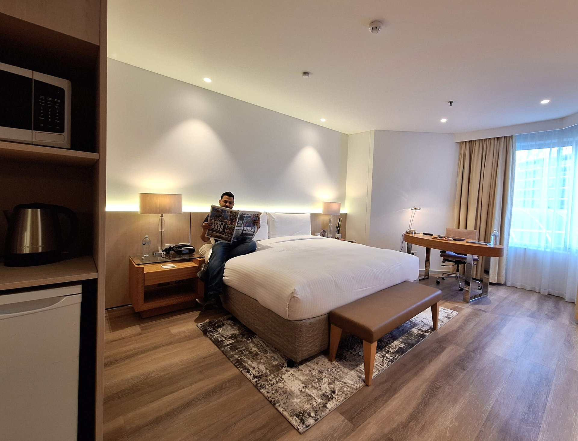 Studio Apartment | Perth CBD | Fully Furnished with City Views photo 5