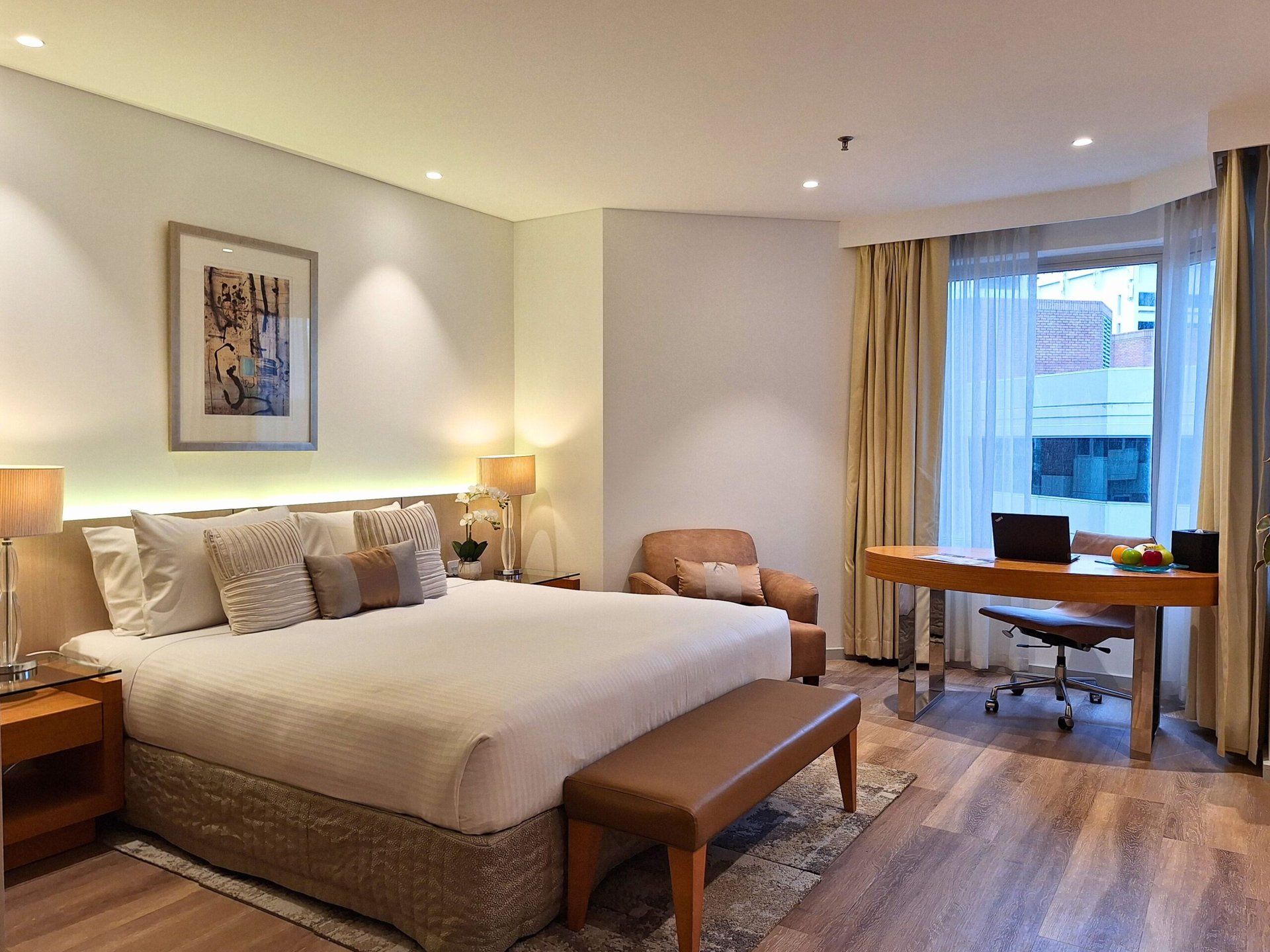 Studio Apartment | Perth CBD | Fully Furnished with City Views photo 3