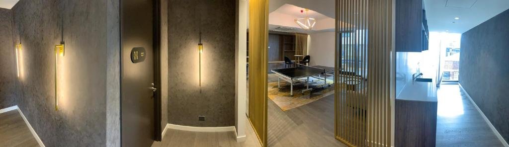 Modern 2-Bedroom, 2-Bathroom Apartment in Adelaide CBD with Pool & Balcony photo 3