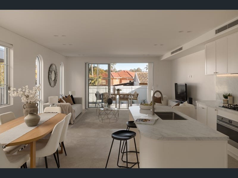 Architectural Elegance Meets Contemporary Family Luxury — 5-Bed Merrylands Residence photo 2