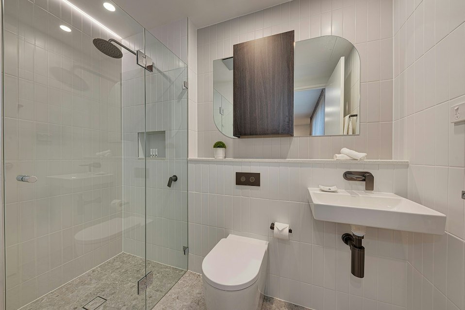 Executive Studio Apartment — Kingswood with Balcony, 29m², Sleeps 2 photo 3