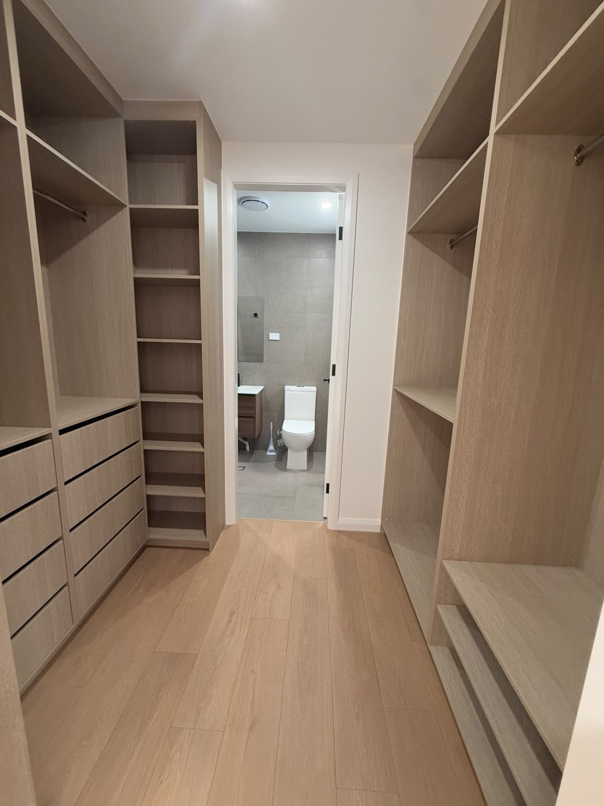 Merrylands — Modern Townhouse photo 2