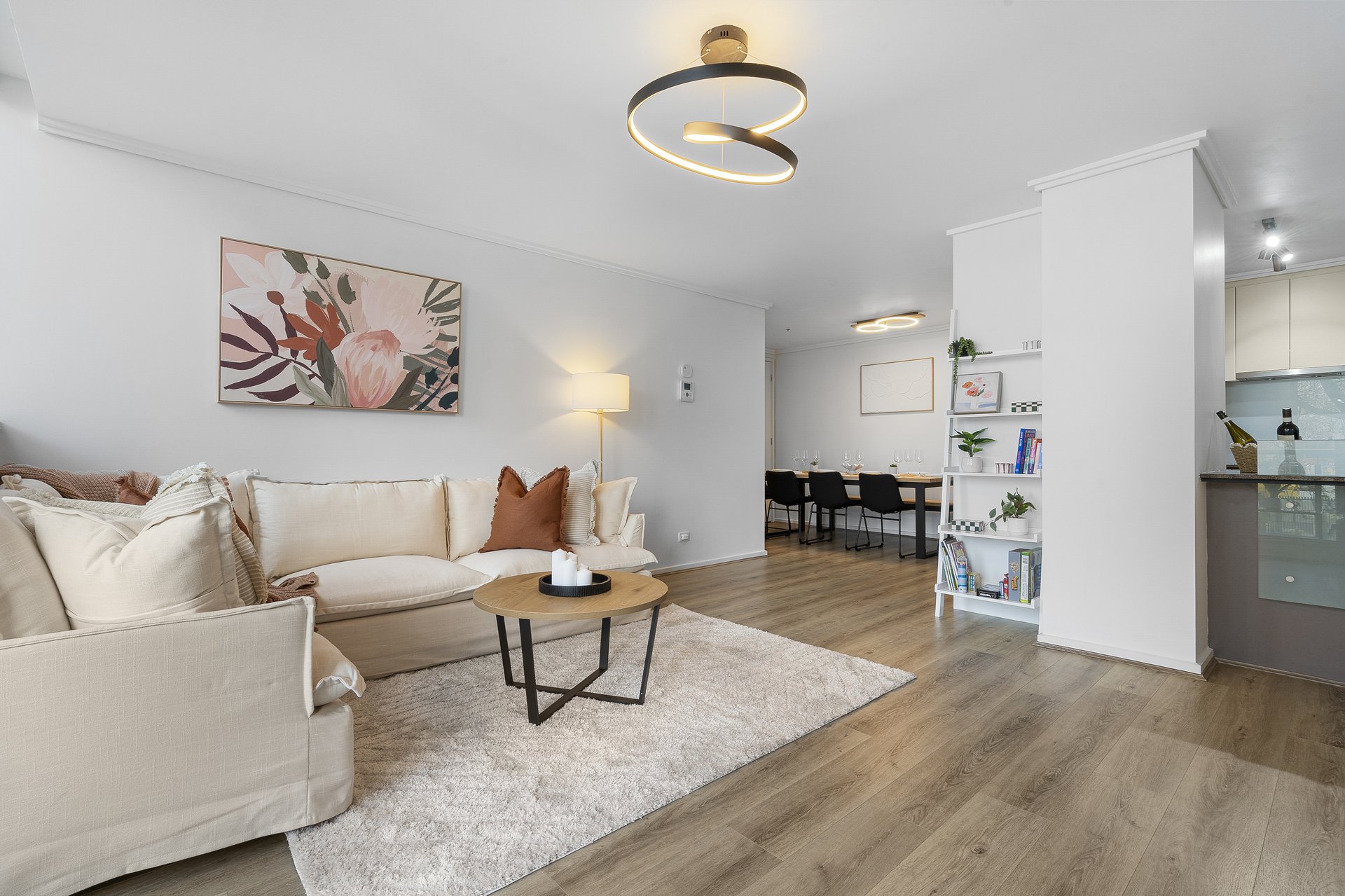 Modern apartment 450m from crown entertainment complex photo 4