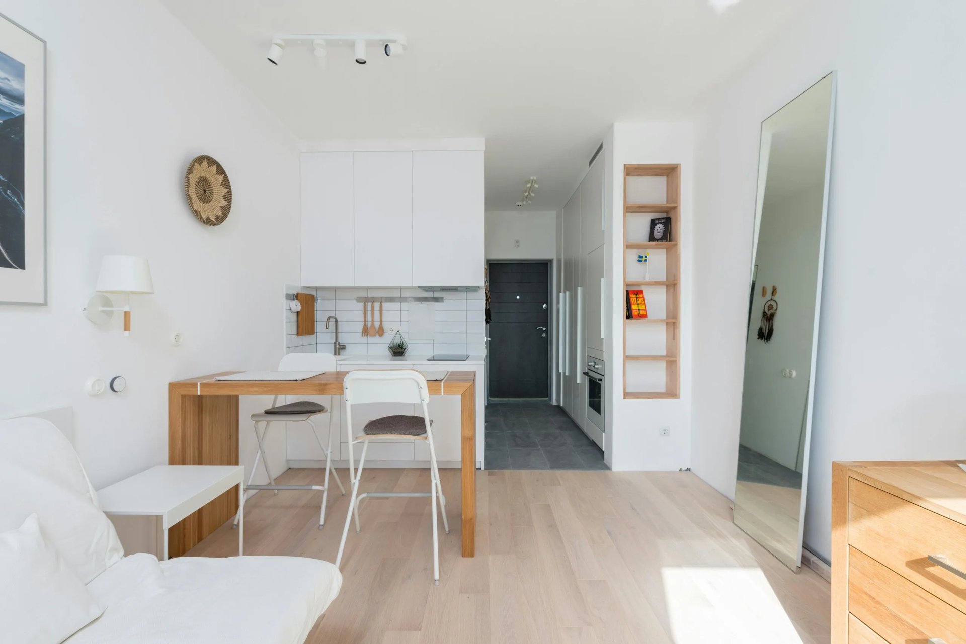 Light-filed studio in the heart of Sydney