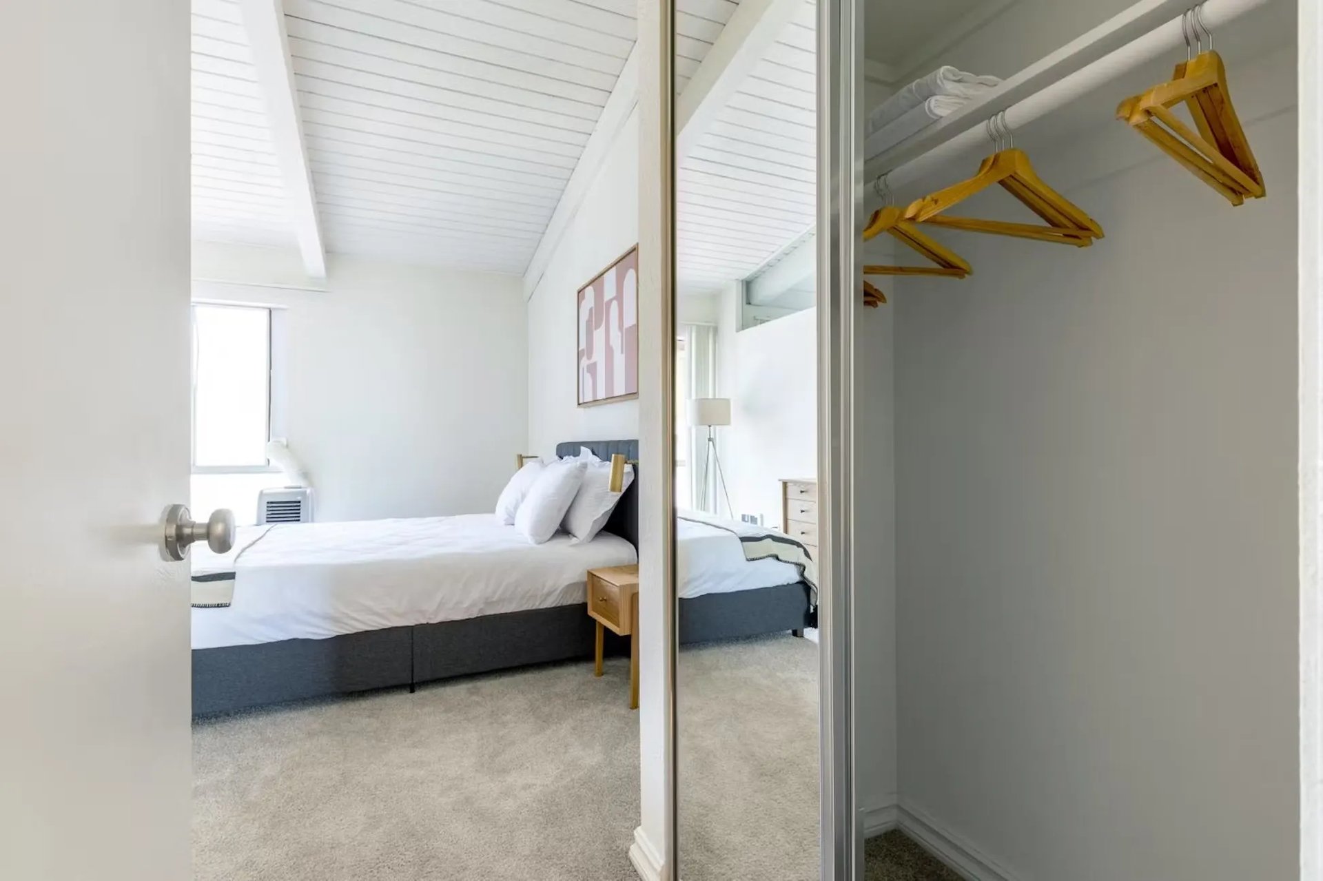 Modern Apartment in the Heart of Melbourne - main photo