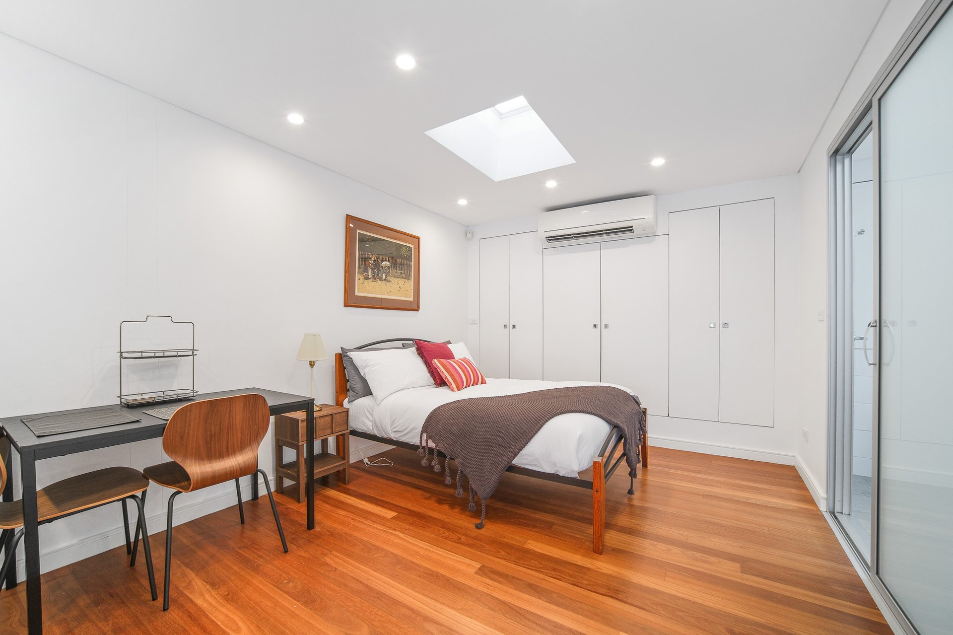 Pyrmont Executive Loft | Walk to ICC & Harbour photo 4