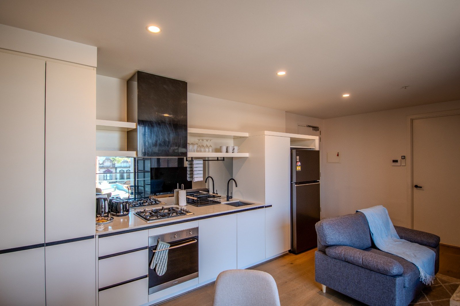 Cosy Apartment in Hawthorn Near Swinburn Uni - main photo