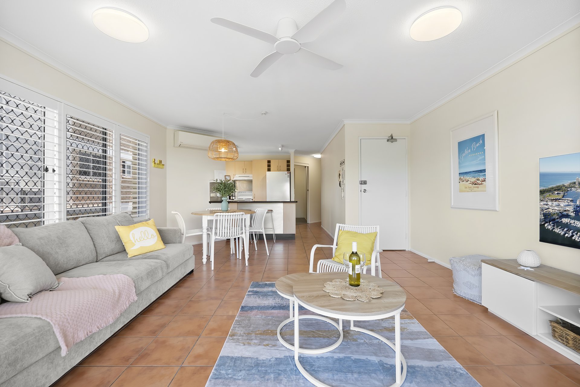 Golden Beach Apartment with Water Views photo 4