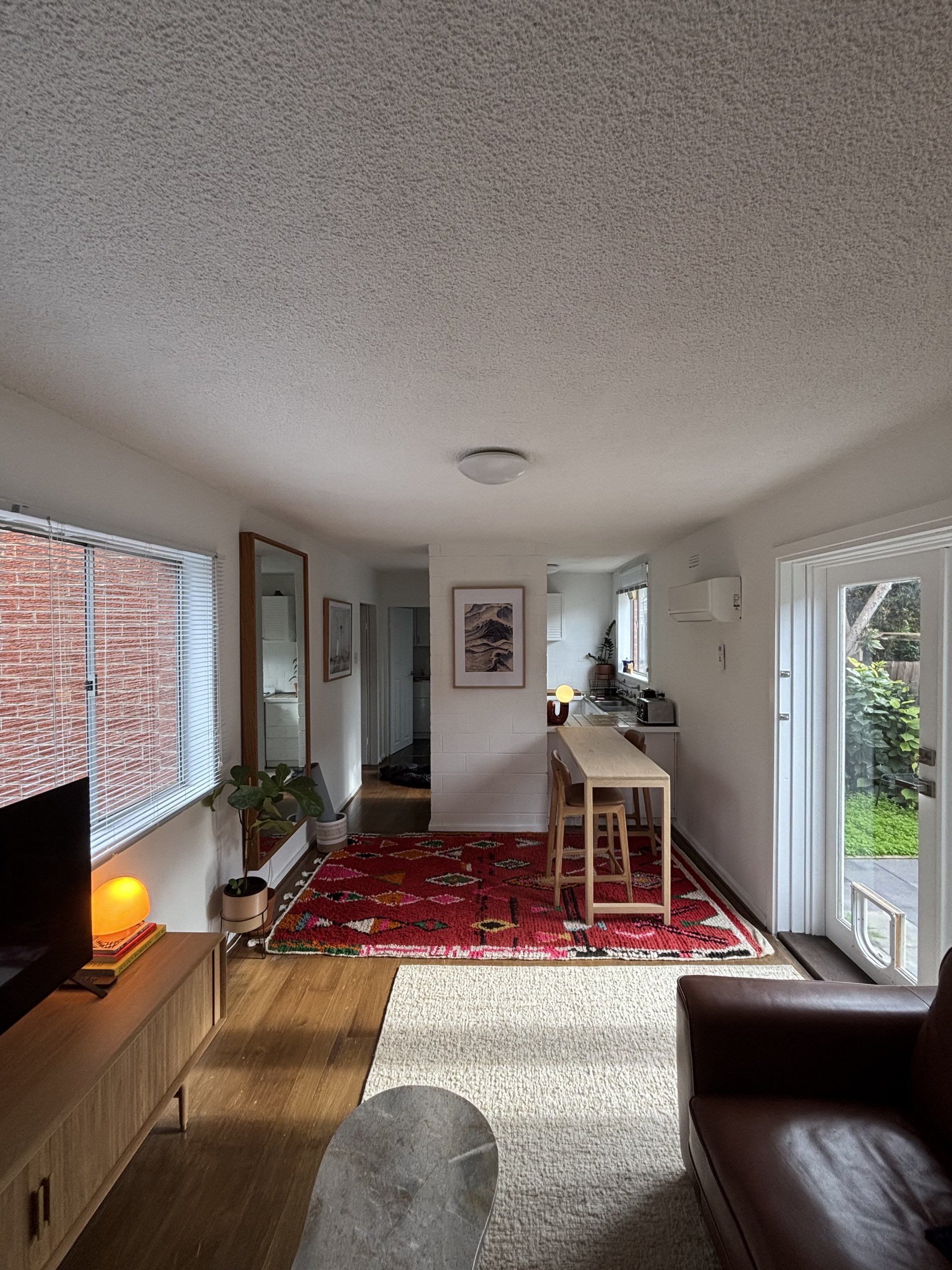Clean/Quiet/Calm/Stylish Brunswick west unit photo 2