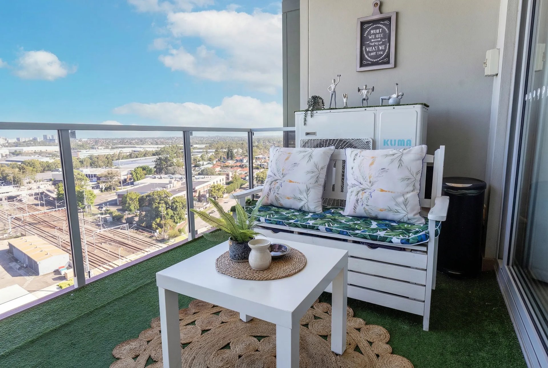 Lovely 2-Bed 2-Bath with City Views | Free Parking photo 3