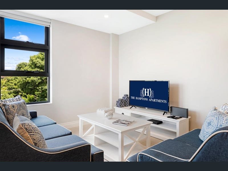 St Kilda Deluxe 2-Bed Apartment Queen Beds, Ensuite & Walk-In Robe
