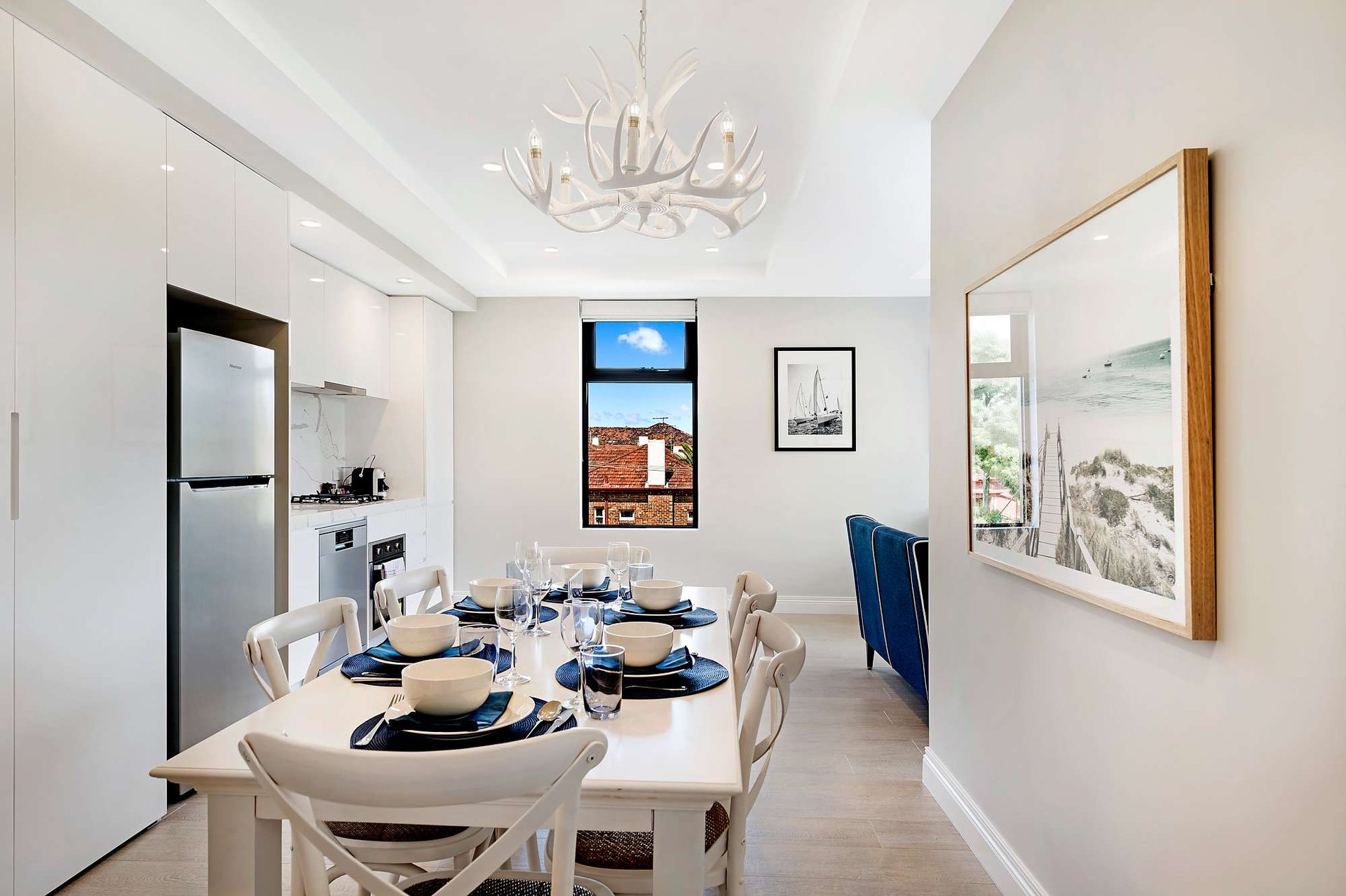 St Kilda Standard 2-Bed Apartment, Queen Beds, Powder Room & Free Street Parking photo 2